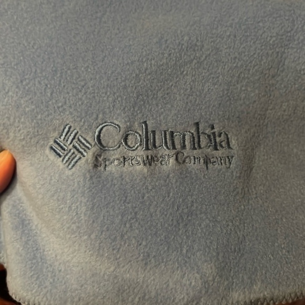 Columbia Sportswear Co baby blue double layer fleece neck wrap scarf